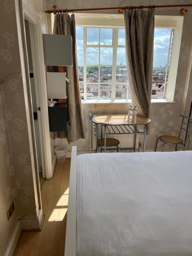 Super Located Studio In South Ken At Chelsea Cloister Londen Buitenkant foto