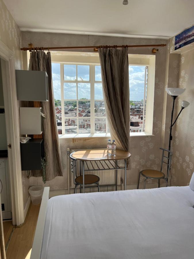 Super Located Studio In South Ken At Chelsea Cloister Londen Buitenkant foto
